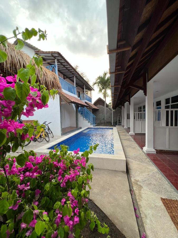 Seaside Hotel Gili Trawangan Extérieur photo